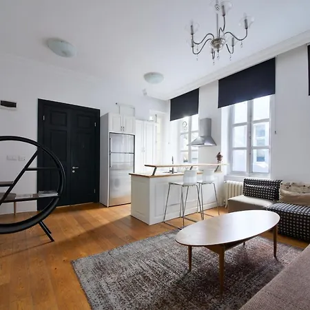 Balkon Apartment Istanbul